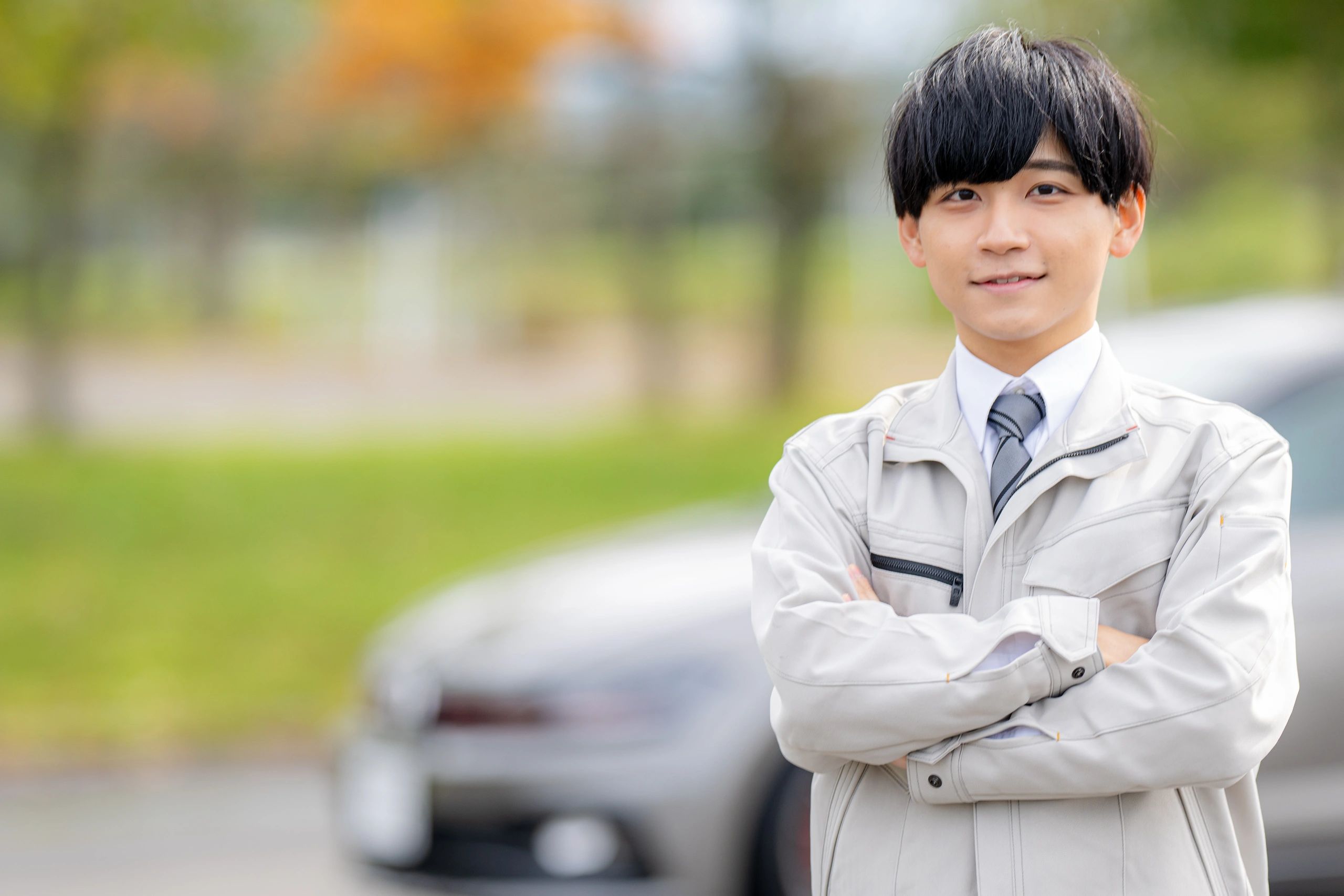 Mechanic replacing car brakes